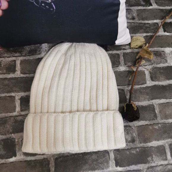 Canada Goose hat main image 4